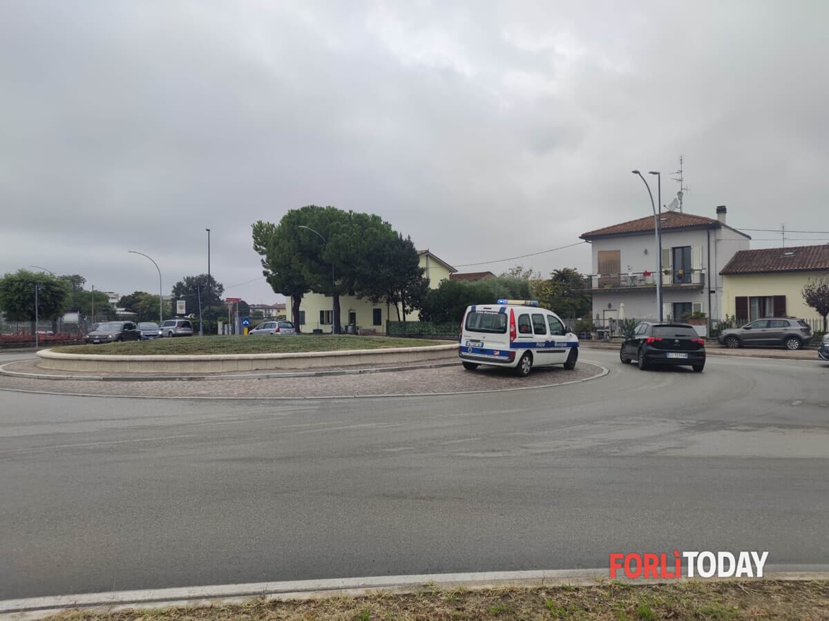 Polizia Locale all'inaugurazione Esselunga