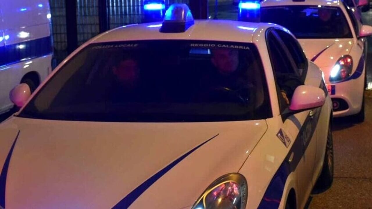 5 feriti, uno è in prognosi riservata