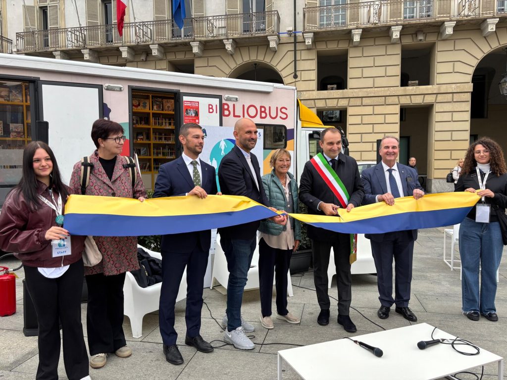 Un fine settimana di libri, sotto i portici di piazza Castello e via Po. Torna Portici di Carta, alla 18esima edizione – TorinoClick