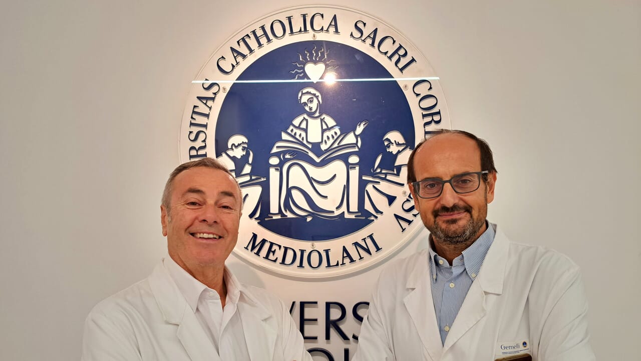 Al Gemelli un robot ha asportato un tumore rarissimo