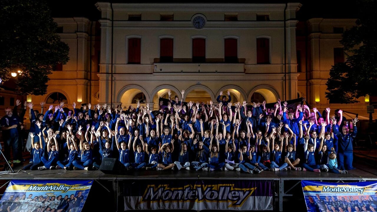 Montevolley, grande festa in piazza per la presentazione delle squadre 2025/2026