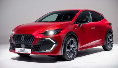 Renault Clio 2026: prezzo, interni, allestimenti, motori