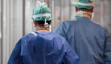 Neonata morta a Treviso per crisi respiratoria dopo parto in casa