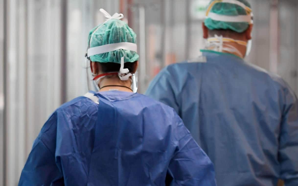 Neonata morta a Treviso per crisi respiratoria dopo parto in casa