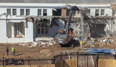 Usa, lavori alla Casa Bianca per la sala da ballo voluta da Trump: è polemica