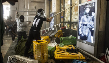 “Non può nemmeno prendere un treno”