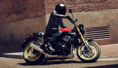 Kawasaki Z900RS 2026: elettronica evoluta, prestazioni sportive e stile senza tempo [GALLERY] - News