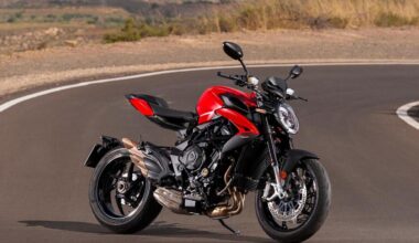 MV Agusta Brutale 800: l'icona nuda si rinnova per il 2026. Caratteristiche, dati tecnici e prezzo [GALLERY] - News