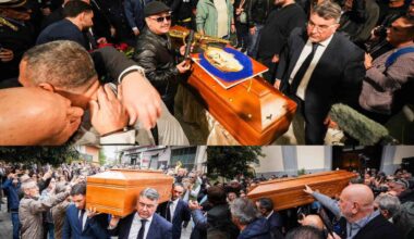 James Senese, folla ai funerali a Miano del sassofonista di Pino Daniele. FOTO