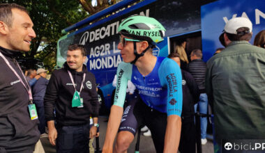 Bisiaux e i Petite Diables alla scuola della Decathlon AG2R