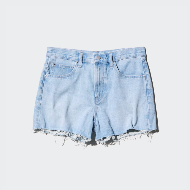 Shorts di jeans su Uniqlo shorts di jeans su uniqlo