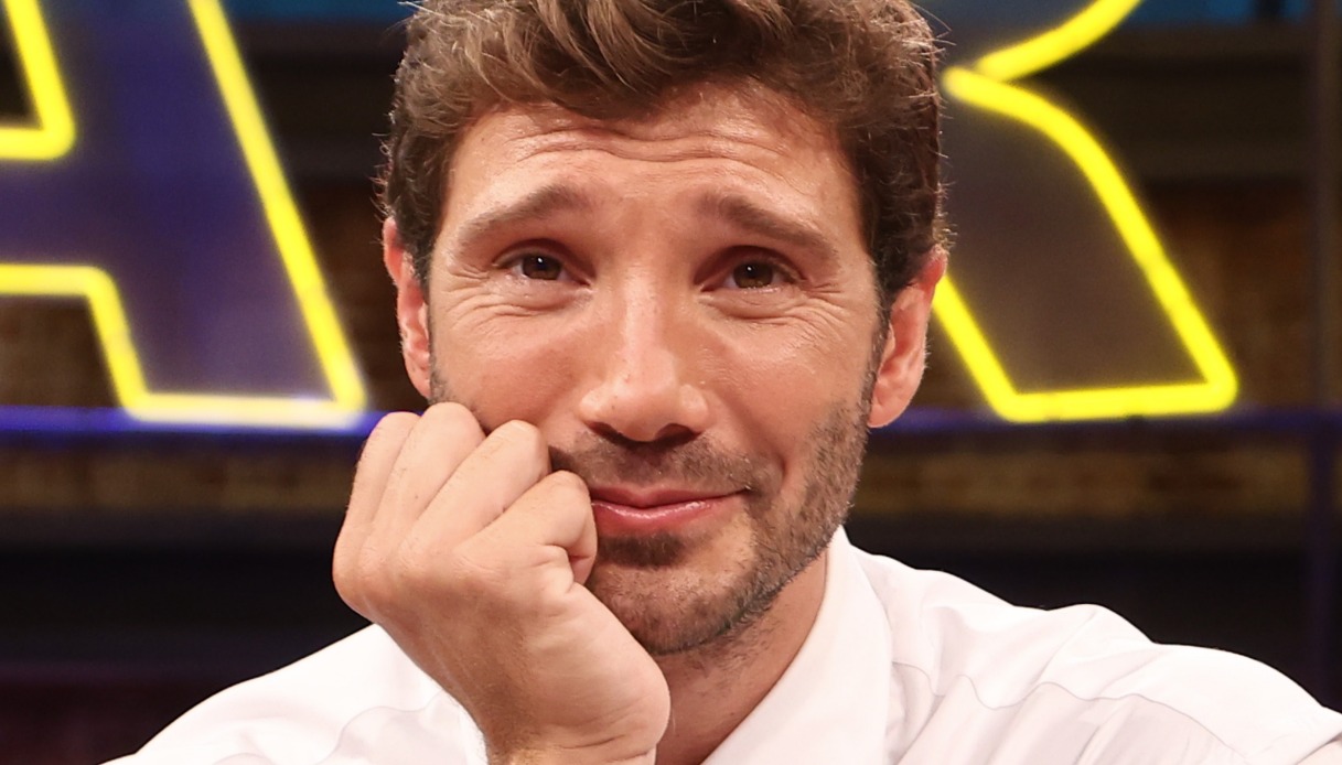 Affari Tuoi, partita difficile per Noemi dal Piemonte. Meno male che c'è Lucone