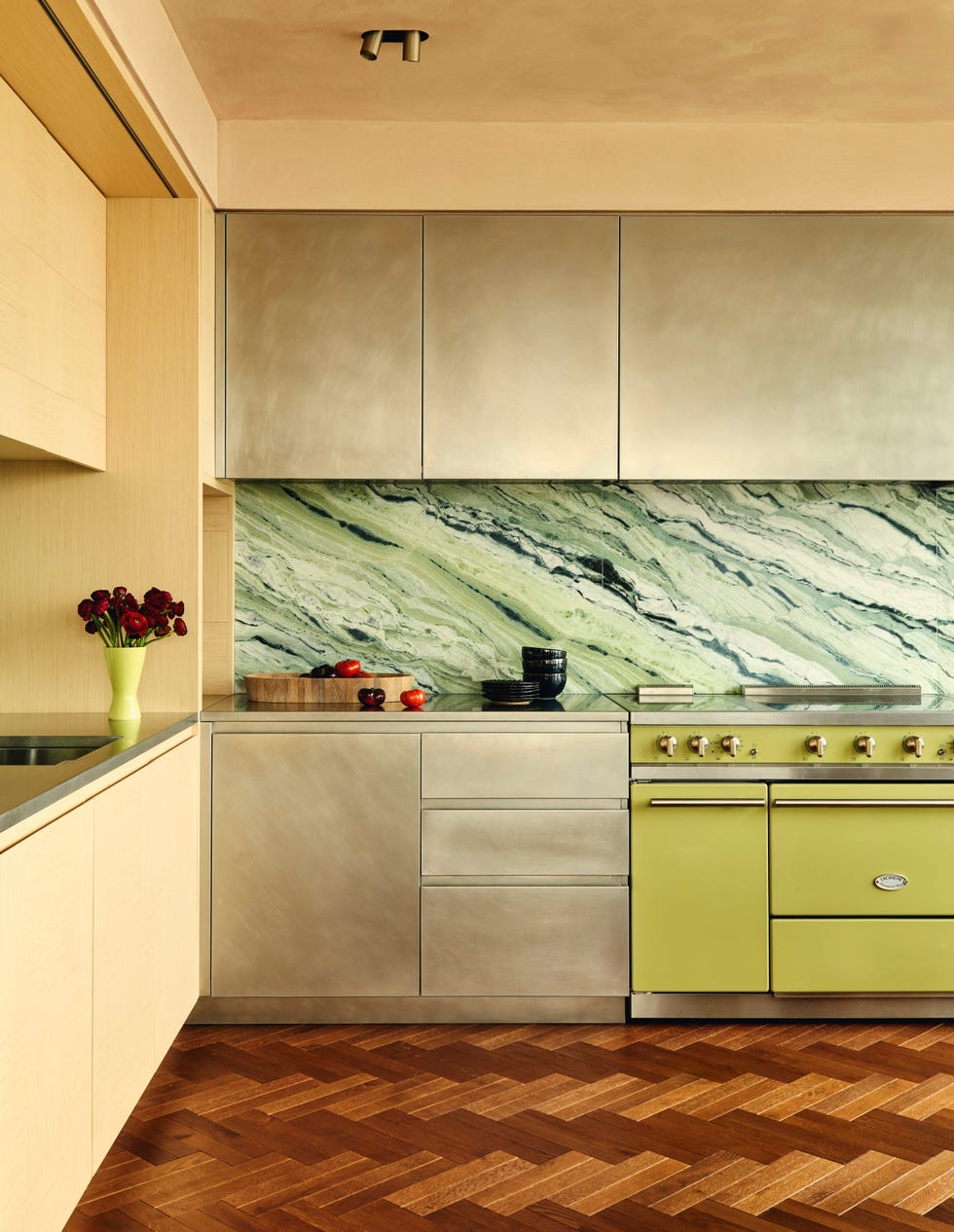 studio ashby st james park apartment kitchen