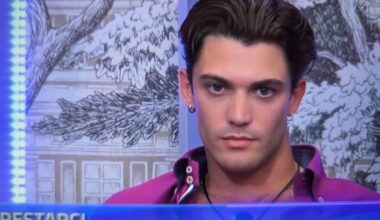 "Vuole solo provocare, è un bambino". Anche Floriana lo umilia