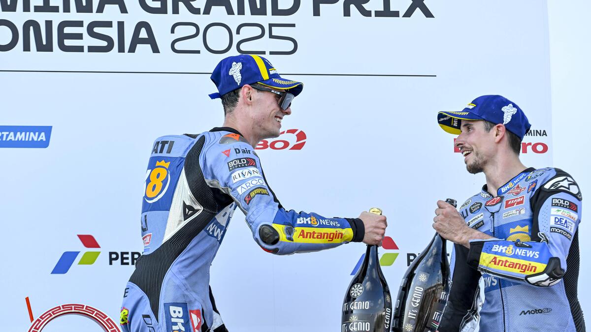 MotoGP 2025. GP dell'Indonesia. Alex Marquez, tra la gioia del terzo posto e il dolore per Marc: "Non vorrei essere qui" - MotoGP