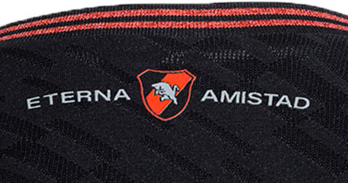 Torino, presentata la terza maglia con omaggio al River Plate: Eterna Amistad