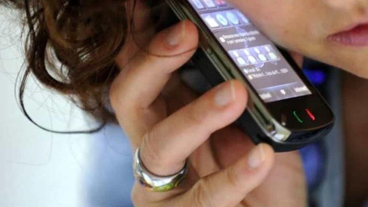 chiamate mute, clonazione vocale e come difendersi