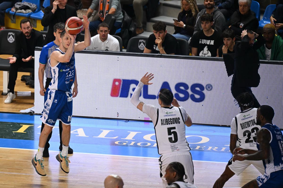 Basket, Serie A: Brescia si prende la vetta in solitaria in attesa della Virtus