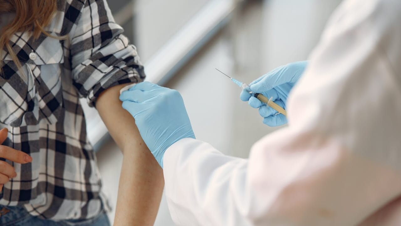 Sanità, nel Lazio via alla vaccinazione contro l'influenza
