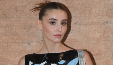 Vittoria di Savoia cambia look e sembra sua madre. La reazione di Emanuele Filiberto