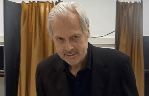 "Caduto in depressione per la mia uscita di governo", il racconto di Vittorio Sgarbi