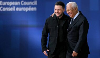 Consiglio europeo, via libera alle nuove sanzioni contro Russia. Zelensky: 'Fondamentali'