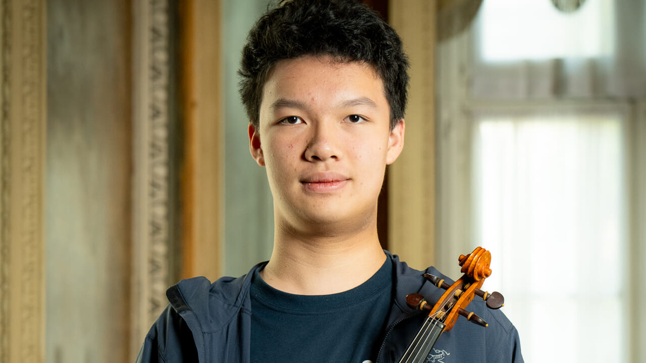 vince il 17enne Aozhe Zhang