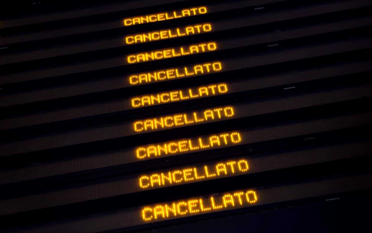 Sciopero oggi 7 novembre, dai treni alle autostrade: orari e settori coinvolti