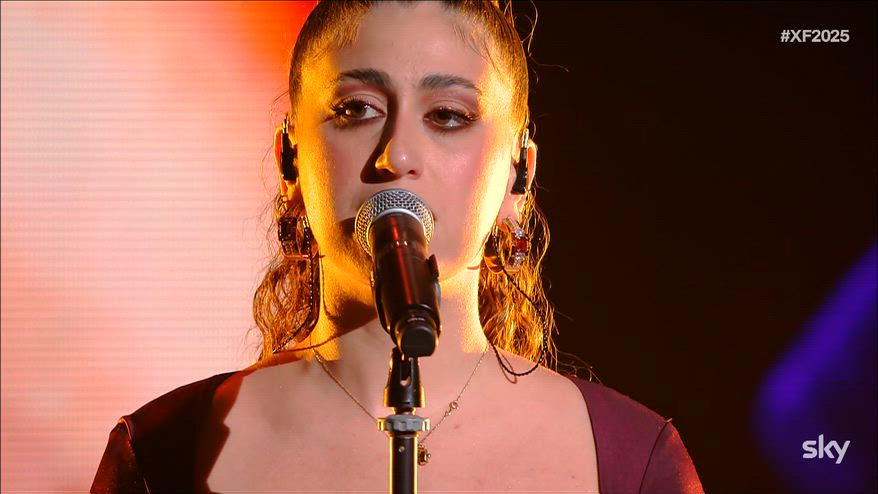 X Factor, DELIA canta “Sei bellissima” di Loredana Bertè - Sky
