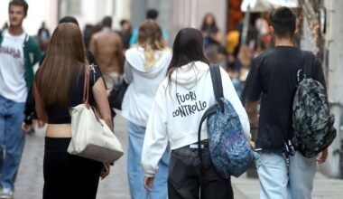 Quasi la metà degli adolescenti chiede supporto emotivo all'IA