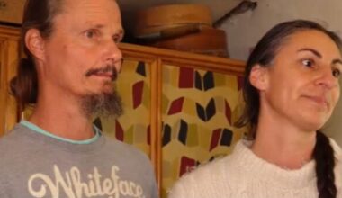 Bambini tolti alla famiglia nel bosco, la madre: "Sono tristi"