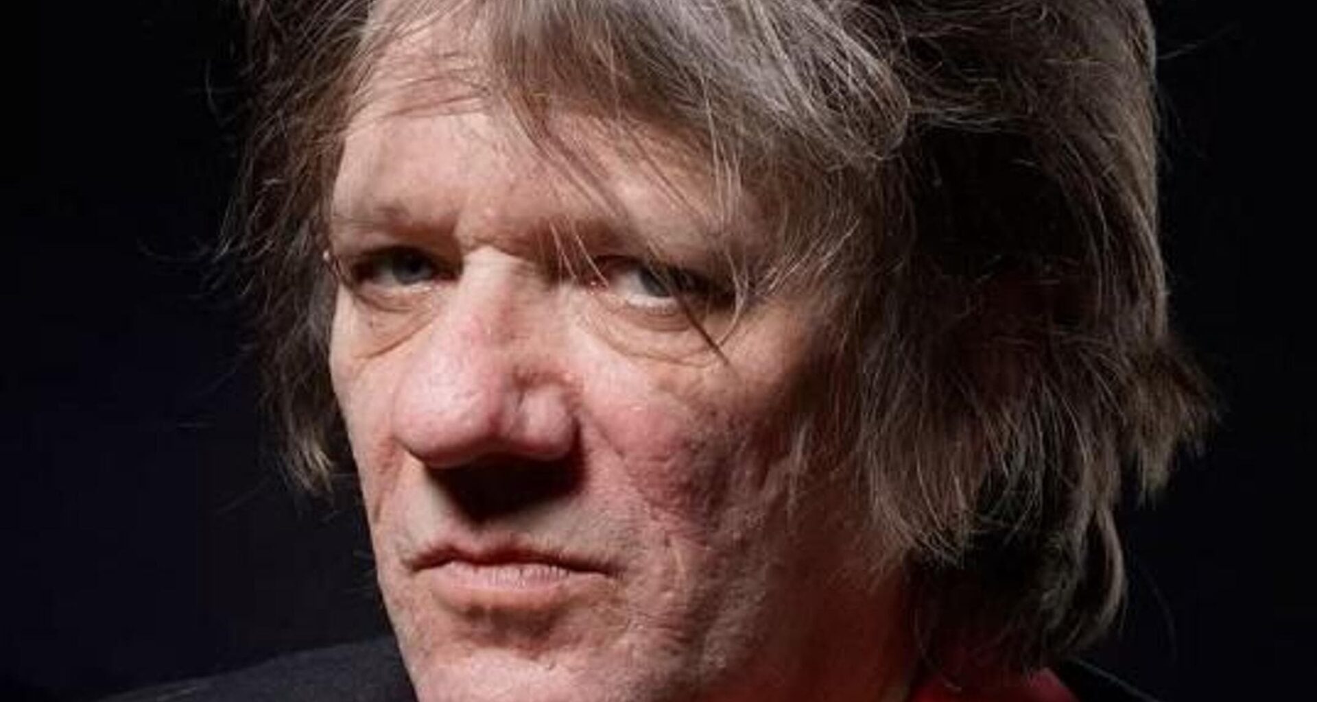 Pierpaolo Capovilla e “Le città di pianura”: “Sono io quel balordo tra bar, nebbia e vite sospese” - repubblica.it