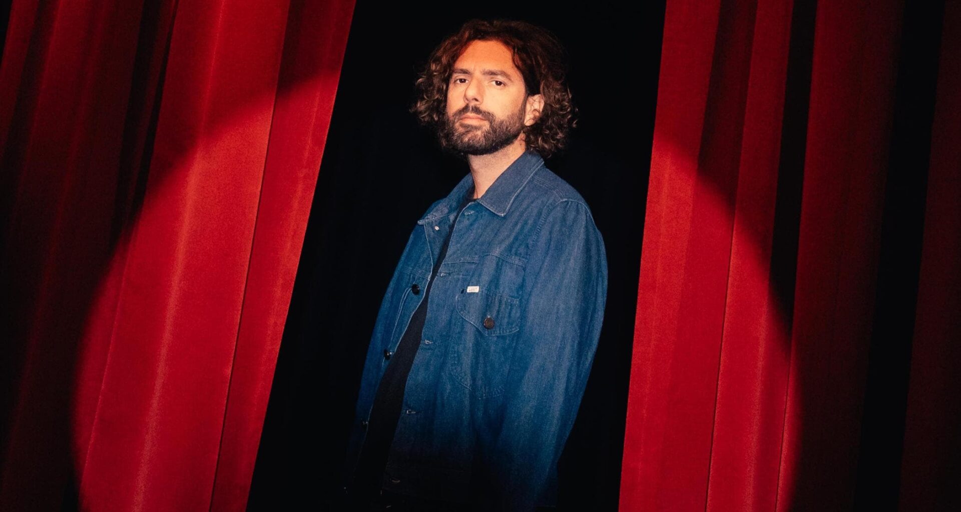 “L’indie è morto, così ho truffato l’indie”: ritorno al mondo tragico quasi magico di Cimini