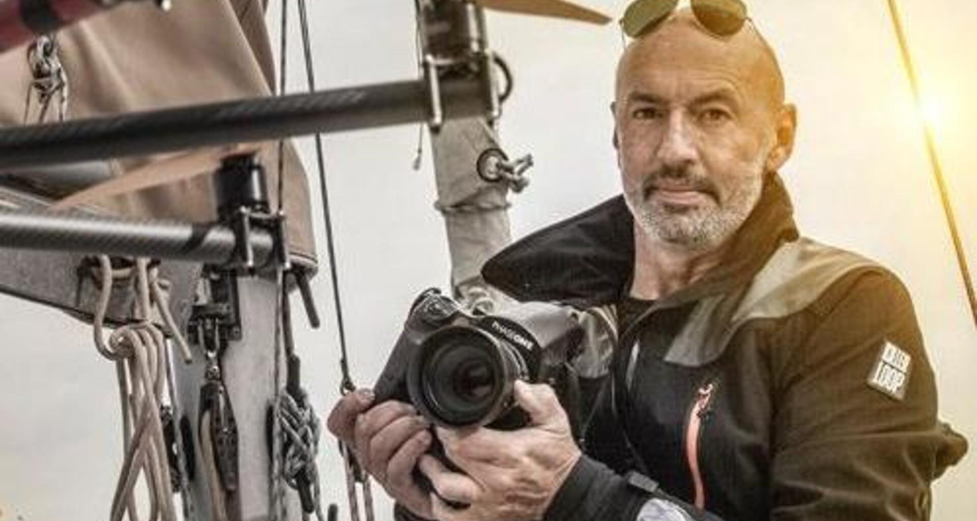 Walter Zerla, il fotografo cusiano che racconta i laghi dalla barca a vela