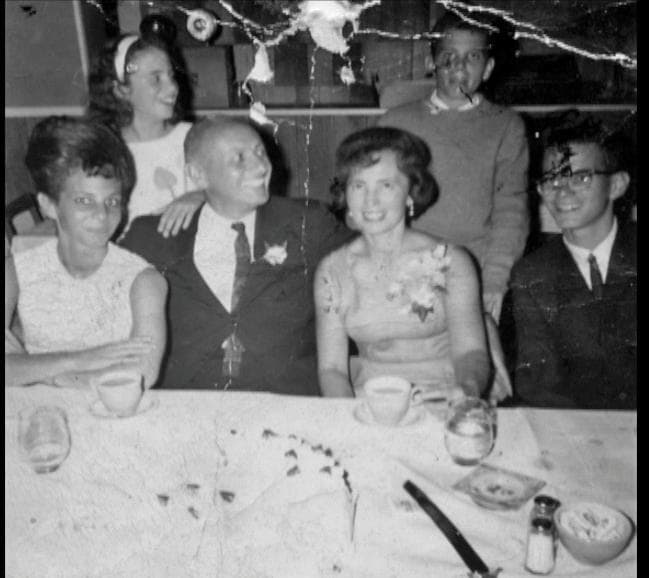 
Nan Goldin: Still from Sisters, Saints, Sibyls (2004–2022, particolare) © Nan Goldin/Courtesy Gagosian
