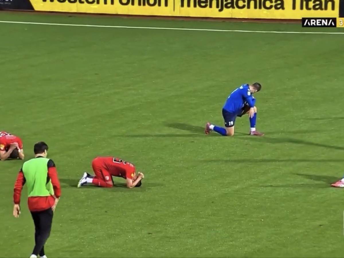 Calcio serbo sotto choc: allenatore si accascia e muore in campo. Ecco cosa è successo