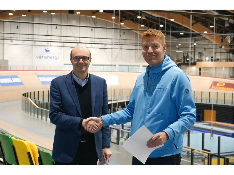 DRALI MILANO FIRMA LA NUOVA DRALI REPSOL