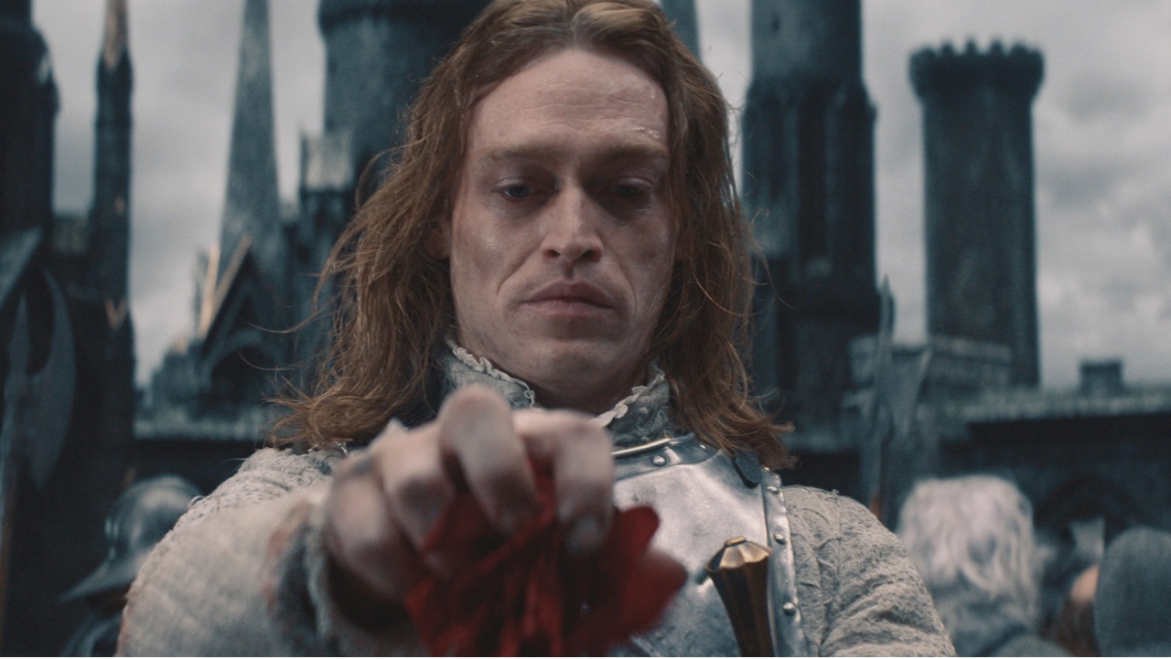 Dracula - L'amore perduto è inamovibile dal primo posto, non sfondano le new entry.