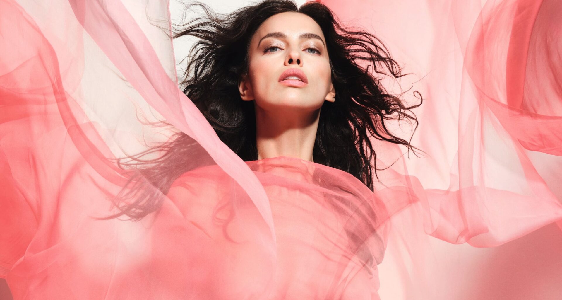 Tutte le foto del calendario Pirelli 2026