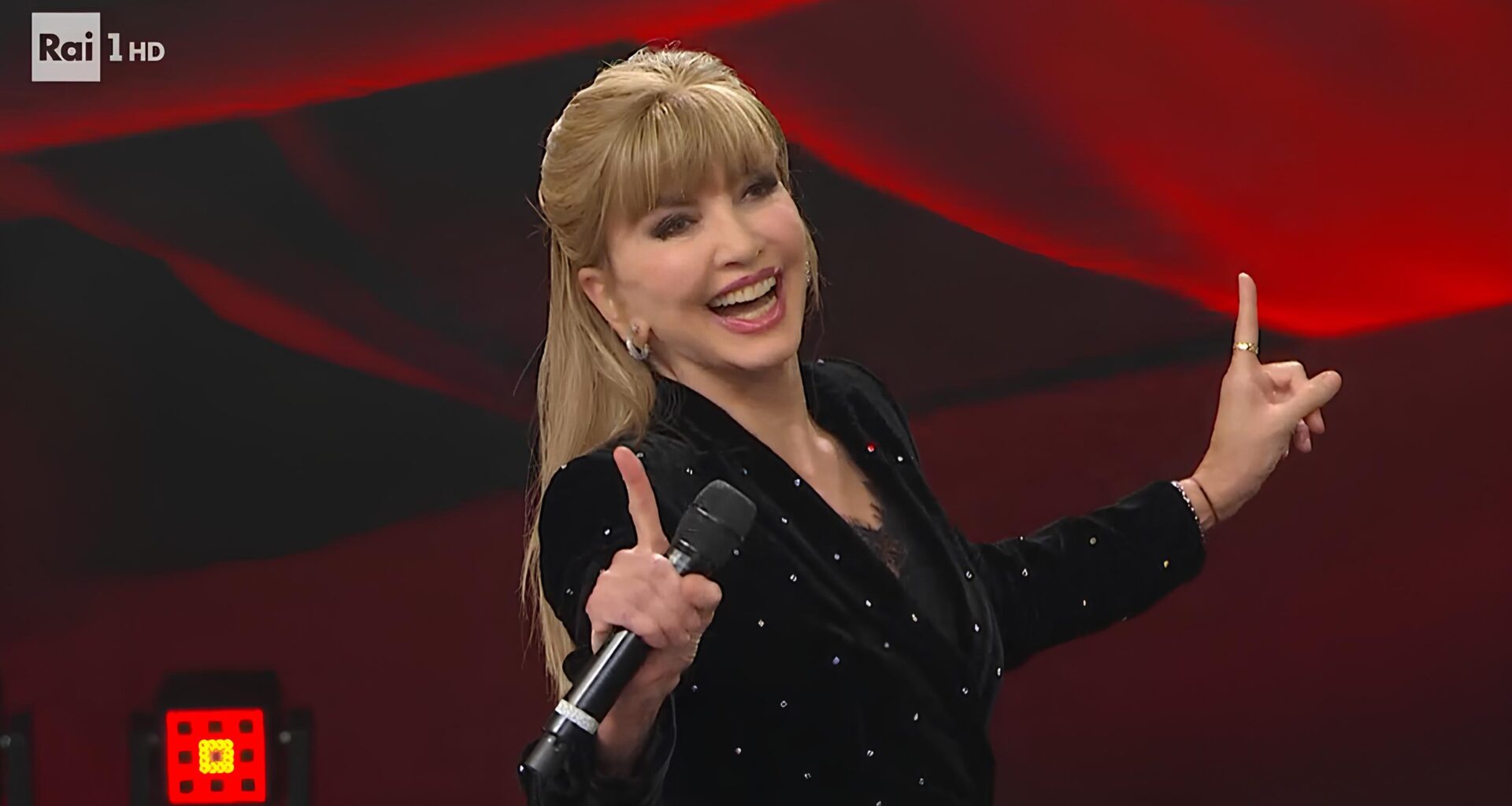 Ascolti TV | Sabato 15 Novembre 2025. Vince Tú Sí Que Vales (26.8%), Ballando 20.4-26.3%