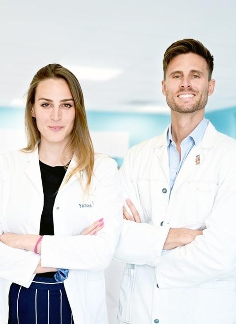 Alla farmacia di San Carlo di Terre del Reno si prepara il medicinale contro la peritonite felina infettiva