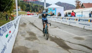 SWISS CUP. ELISA BIANCHI E PEZZO ROSOLA DOMINANO LA SCENA DI AIGLE