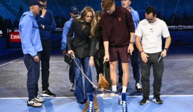 Sinner, festa con Laila Hasanovic e il cane Snoopy dopo vittoria Atp Finals