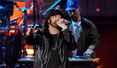 Eminem ha fatto causa all'azienda australiana Swim Shady, per il nome troppo simile al suo alter ego musicale Slim Shady