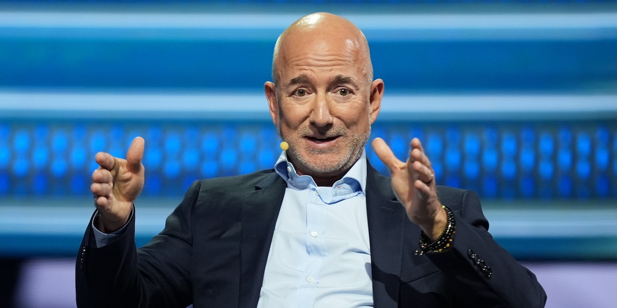 Il fondatore di Amazon Jeff Bezos ha creato una startup di intelligenza artificiale, Project Prometheus