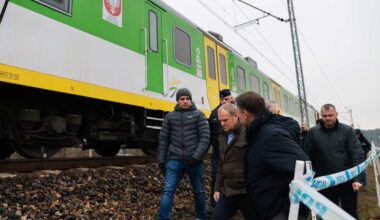 La Polonia ha detto che i responsabili del sabotaggio di sabato sono due cittadini ucraini che collaborano con i servizi segreti russi