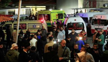 Un attacco israeliano ha ucciso 13 persone in un campo di profughi palestinesi in Libano