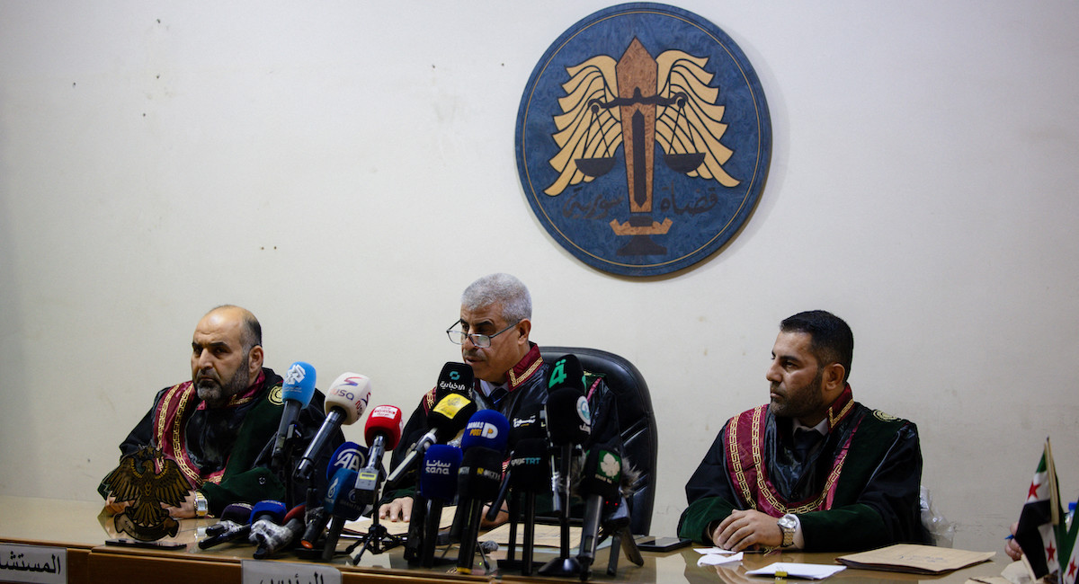 Il primo processo per il massacro degli alawiti in Siria