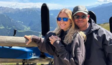 Gigi D'Alessio, gli auguri a Denise Esposito: "Tu… ogni juorno sempe cchiù tu"