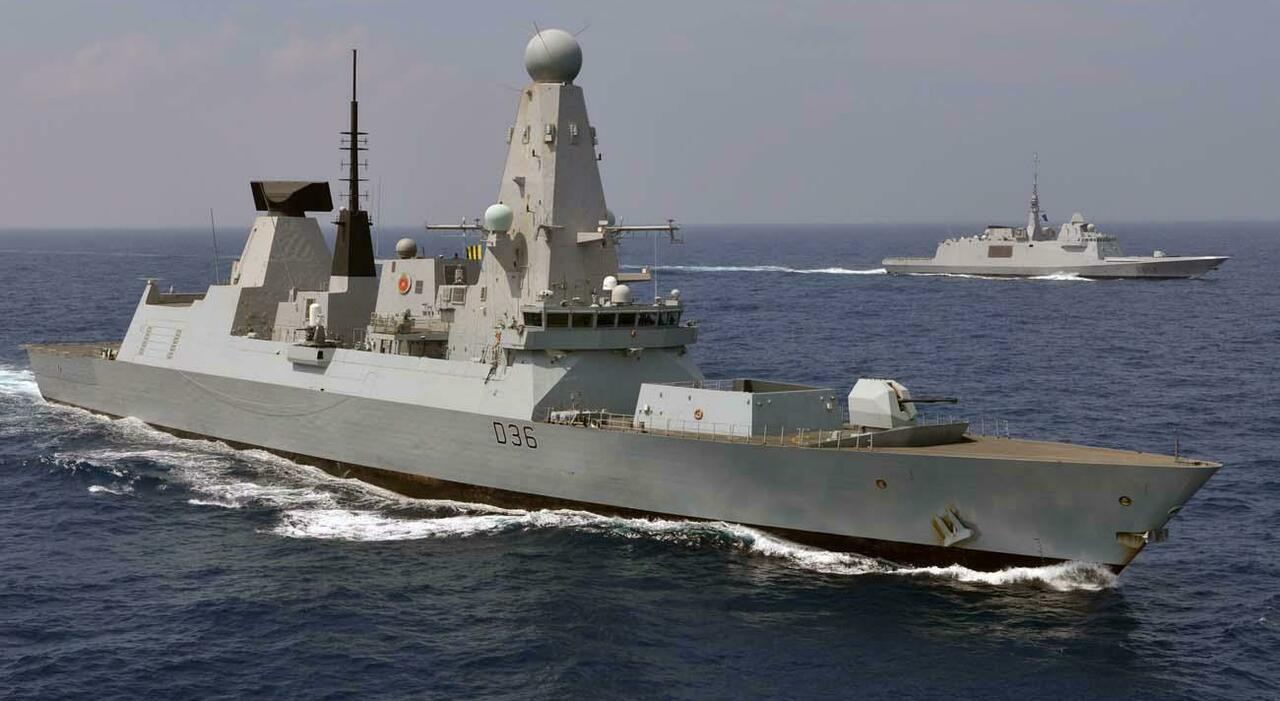 Nave spia russa Yantar vicino nelle acque britanniche, Royal Navy e aerei Raf la seguono: l